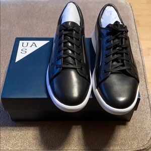 special edition leather UAS Club Low sneaker